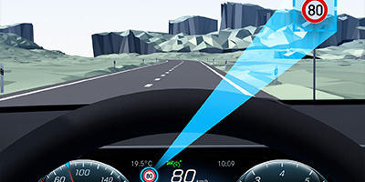 EBERT Mercedes EQC Aktiver Geschwindigkeitslimit-Assistent